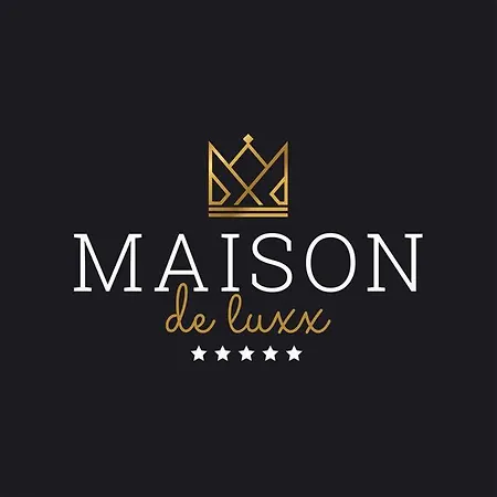 Maison De Luxx A3 * Larissa